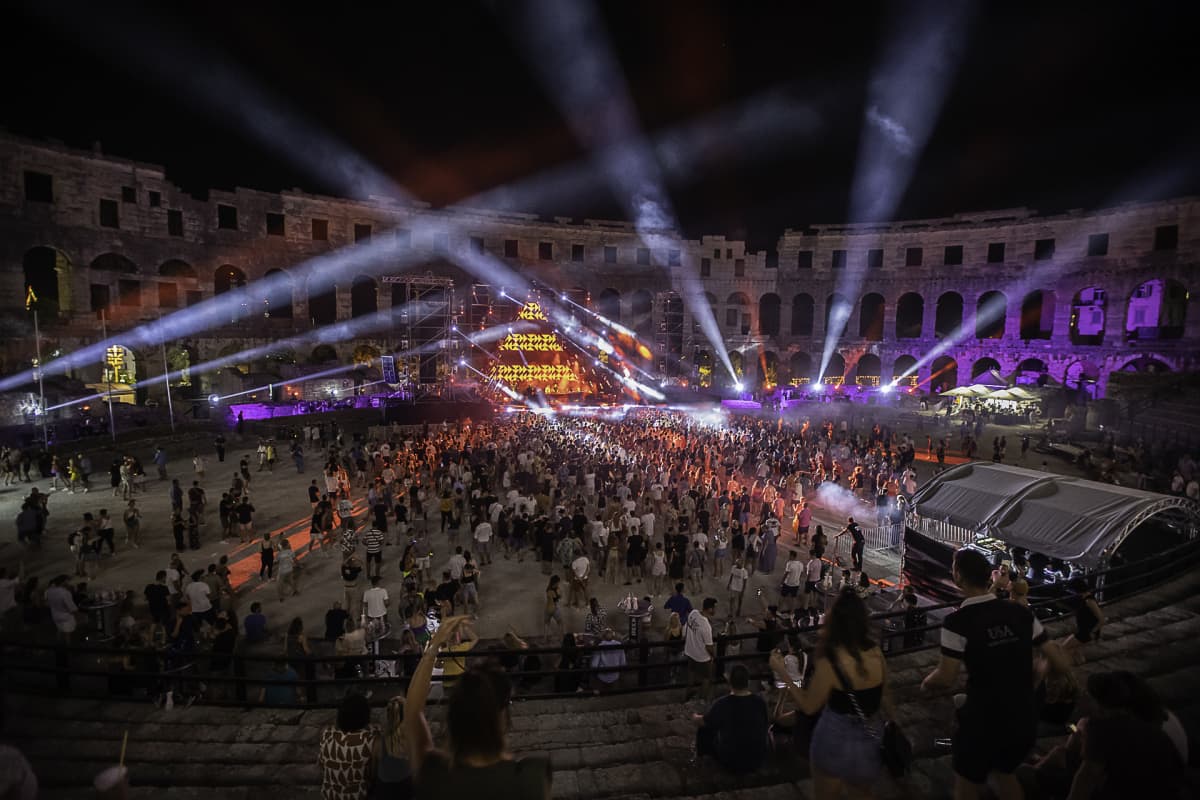 ORGANIZATORI 'PULA MUSIC WEEK' NEMAJU RAZLOGA ZA VESELJE Slavni ...