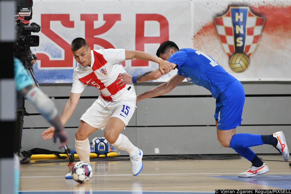 FUTSAL Dvostruki strijelac protiv Azerbajdžana Puljanin David Mataja: "Bio  je to trenutak inspiracije. Sretan sam" - Istra24