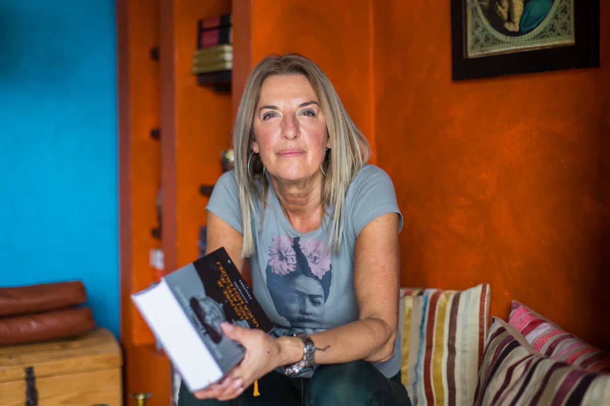 ROBERTA RAZZI: 'Ja sam u srži poetesa, a radim na baušteli. To je moj ...